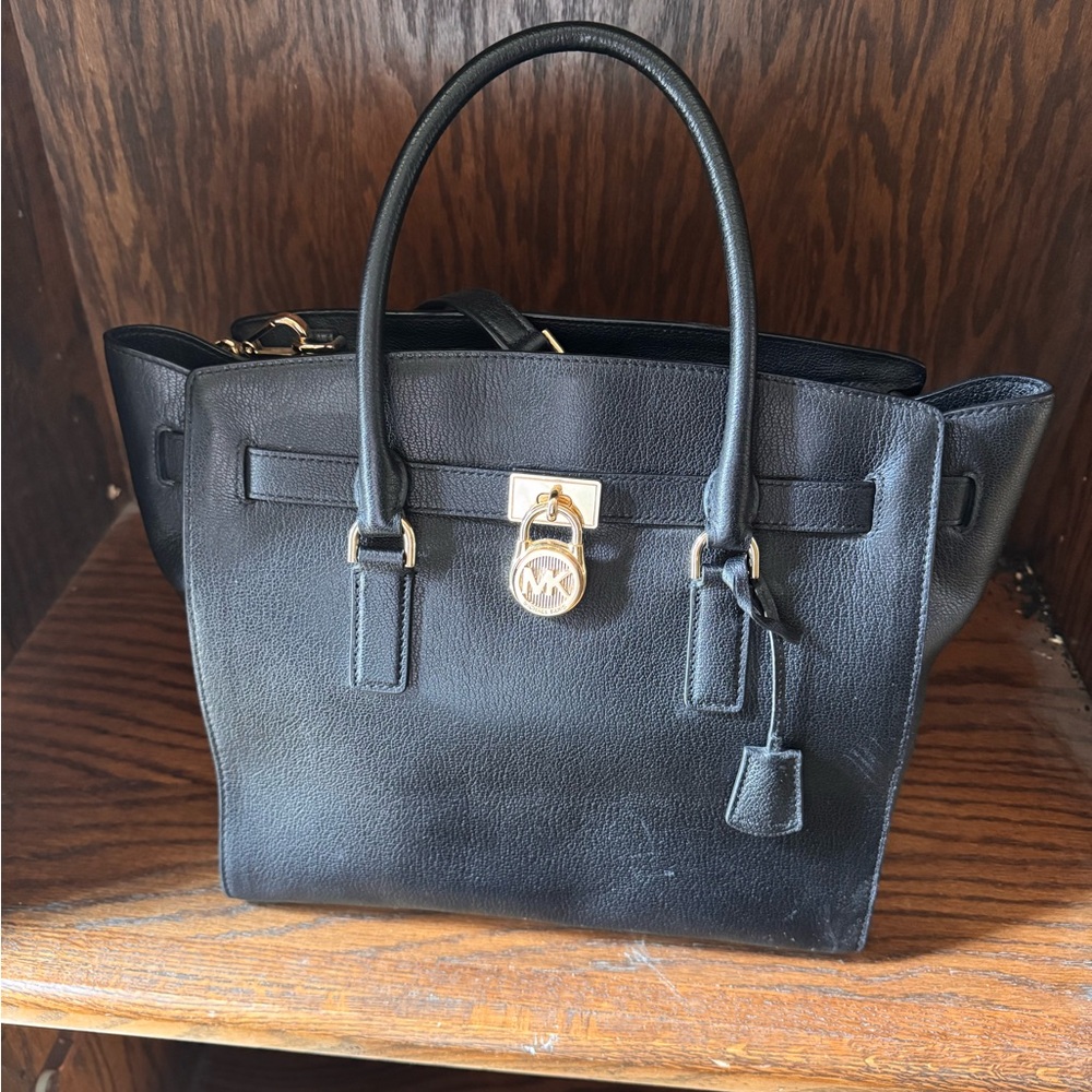 Michael Kors Hamilton XL Leather Tote Bag